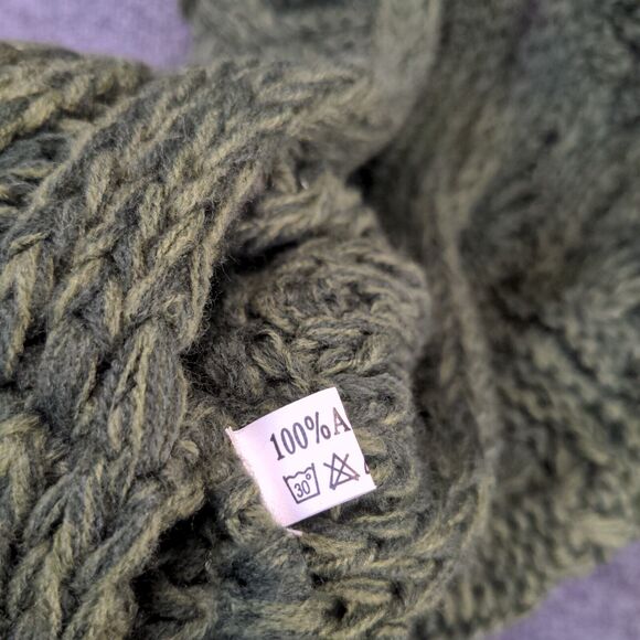 Aran Traditions Womens Snood Scarf Green Size 9x36 100% Acrylic Infinity - Picture 5 of 7